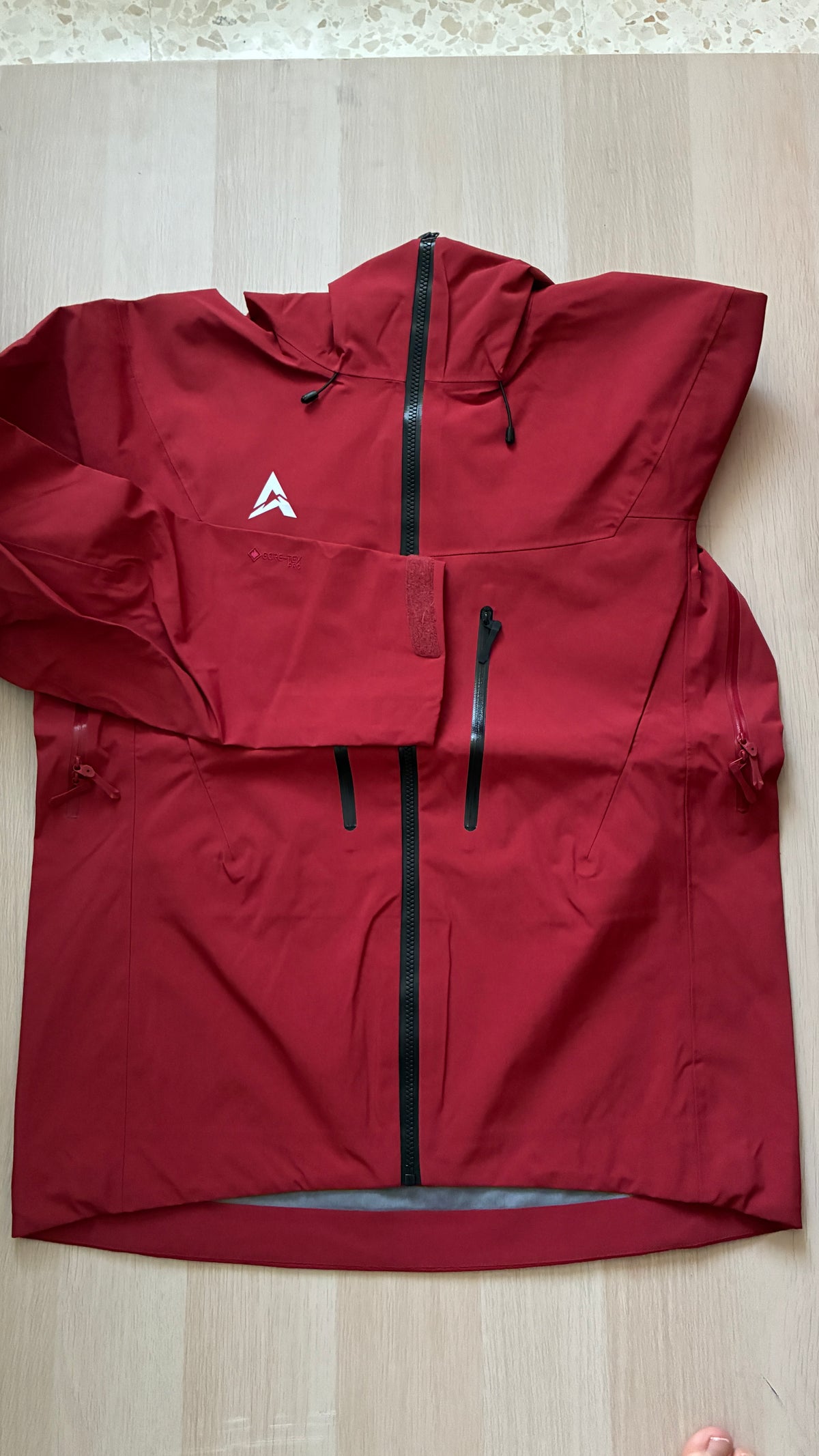 Alpine Shell rojo