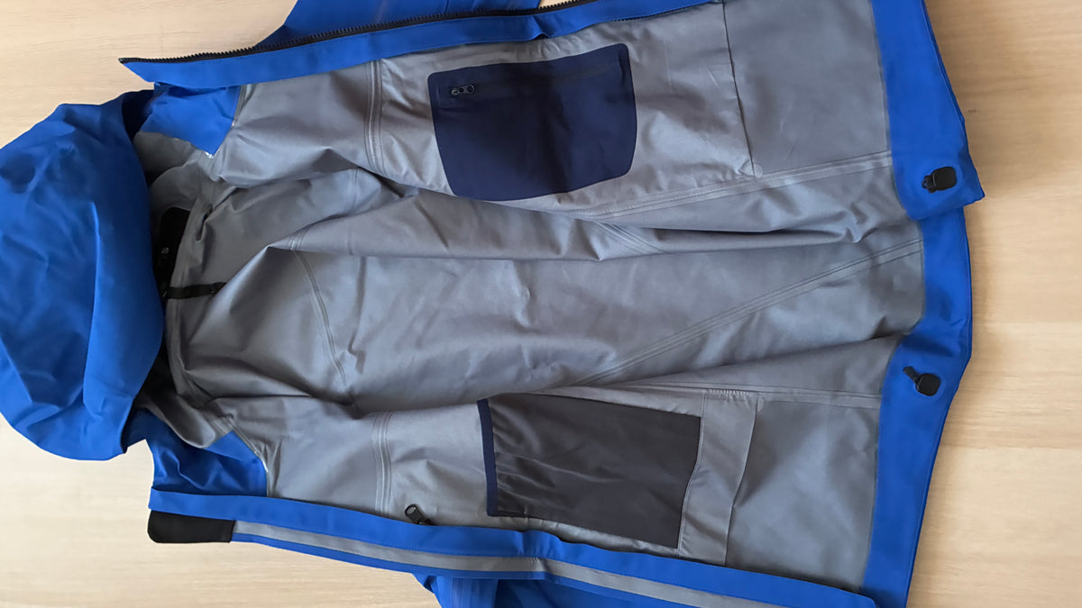Alpine Shell azul interior